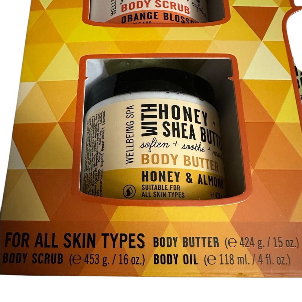 Wellbeing Spa Body Replenishing Body Trio Body Scrub, Body Oil & Body Butter Set - Picture 6 of 8